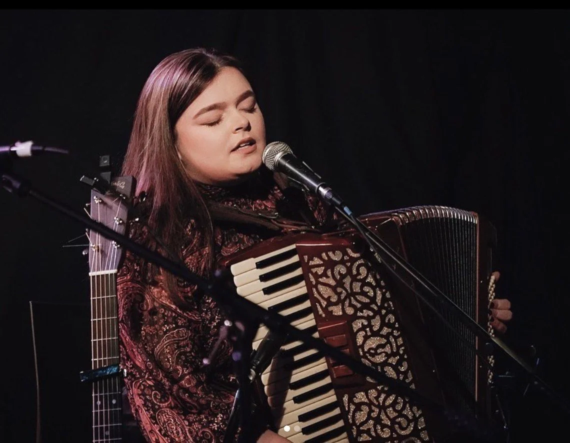 Trad Ensemble Series with MÚLÚ