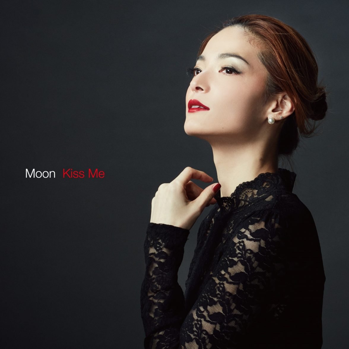 Kiss Me / Moon