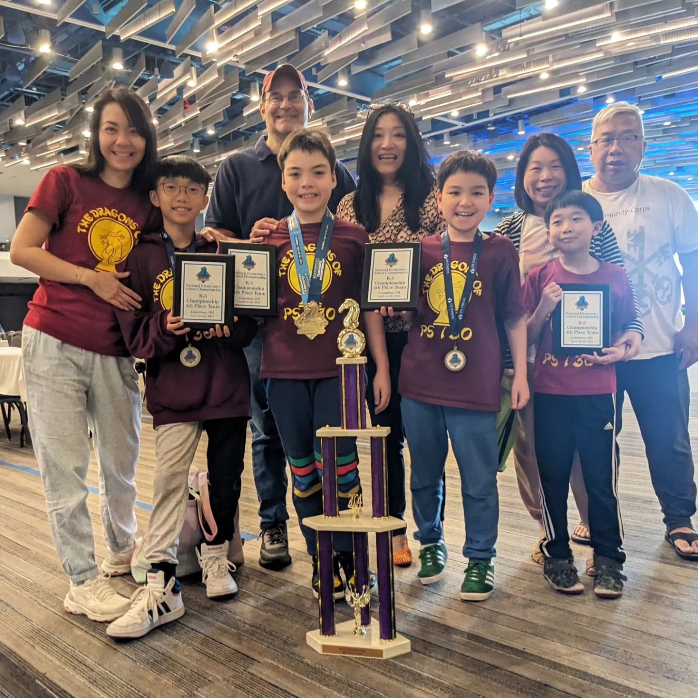Congratulations Dragons! PS 130M #4 team award 🏆 in the K-5 Championship section. Thank you parents, for your ongoing and neverending support 💜

Our 5th grade graduates are leaving big shoes to fill for future Nationals! #elemchesschamps #ps130mche