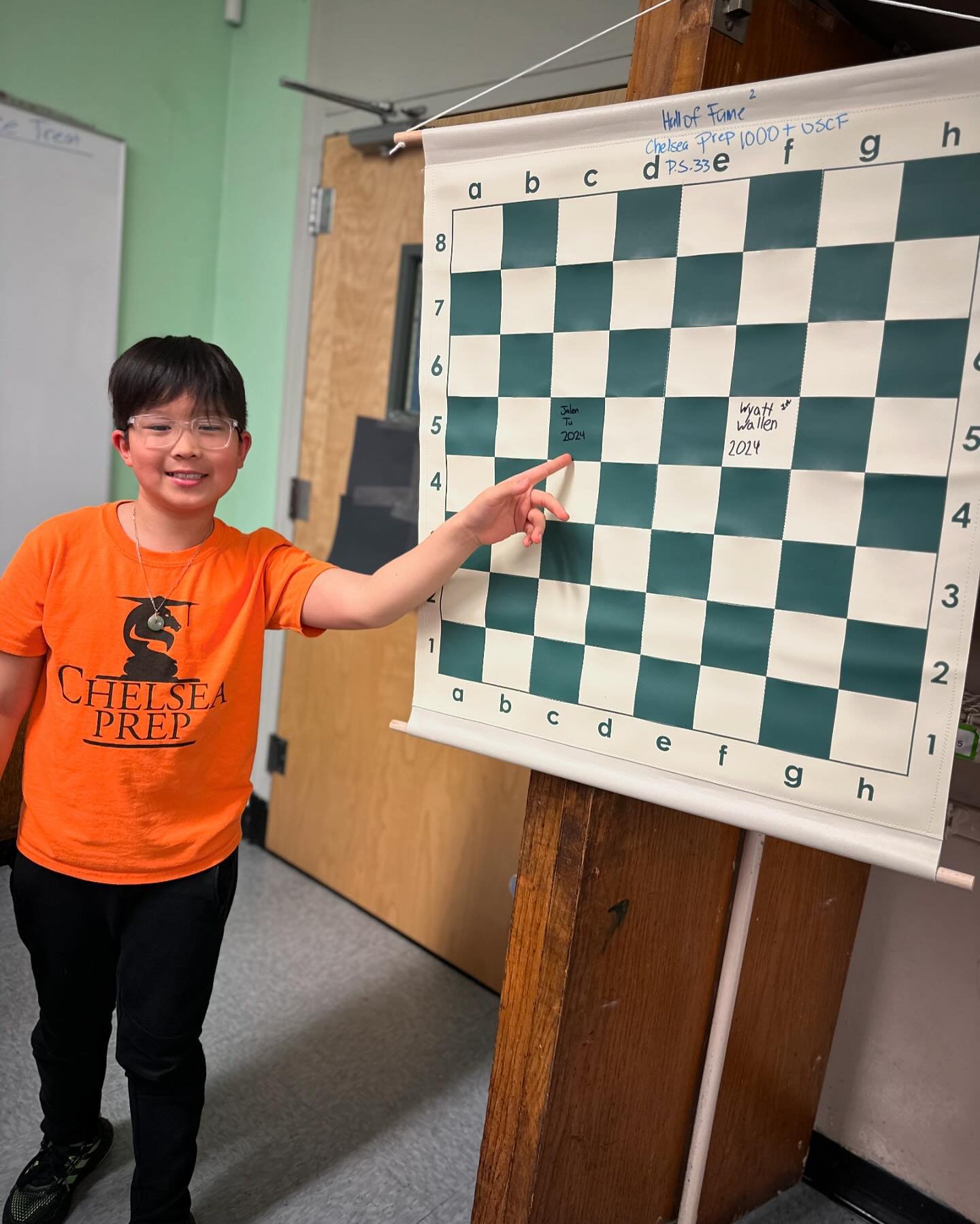 Join us in celebrating Jalen breaking 1000! He is the 66th player to join Chelsea Preps hall of fame. #ps33chess #chelseaprepchess #1000plususcf #legendsoftomorrow