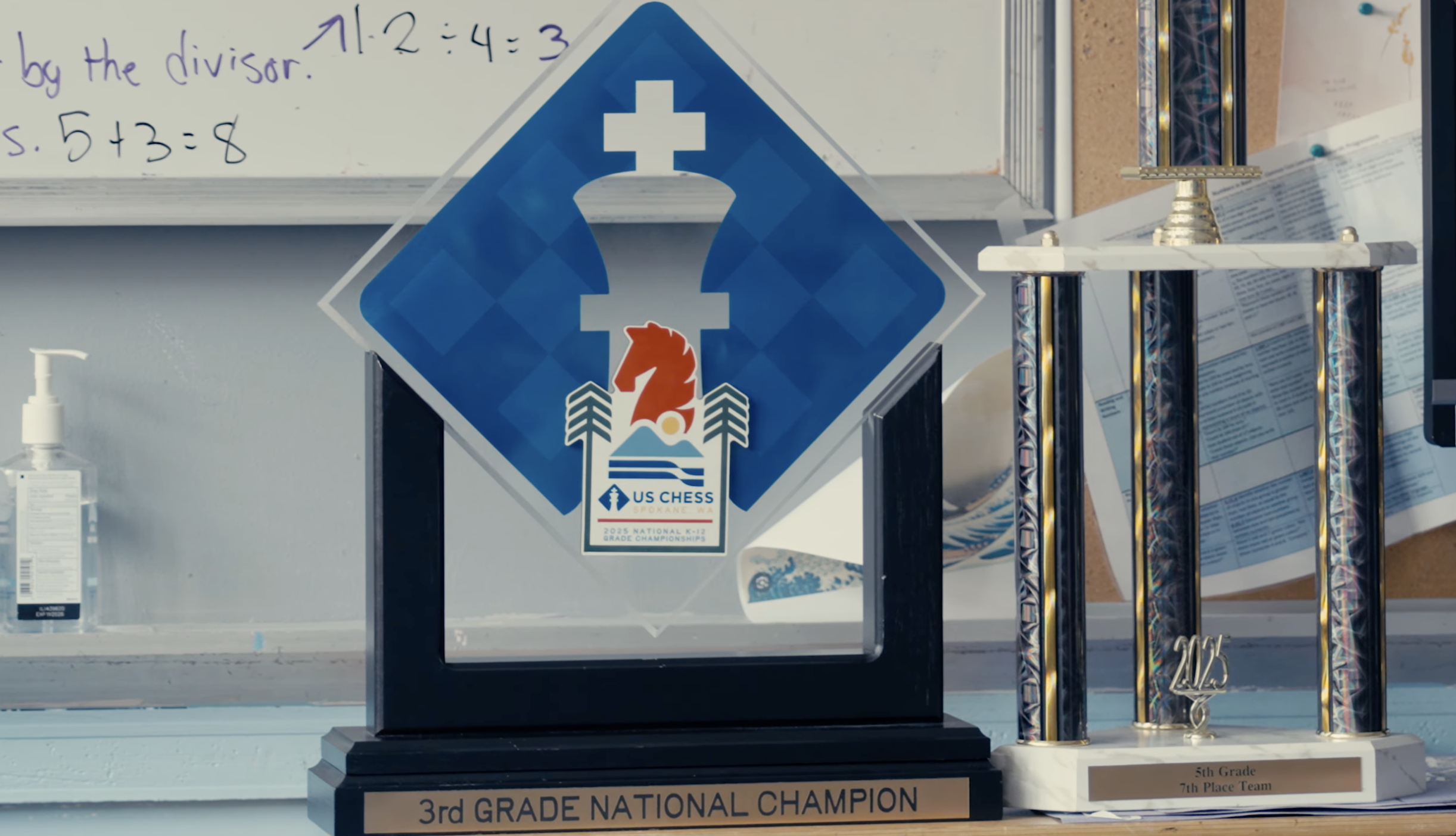  LOWER LAB &amp; BULLDOG CHAMPIONS