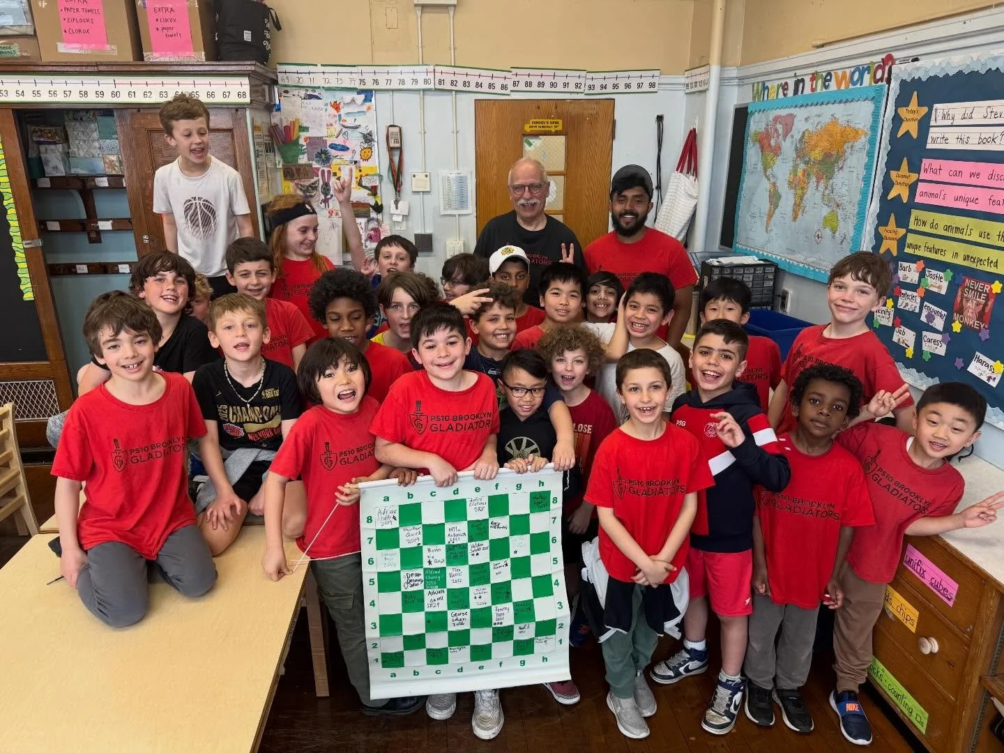 Join us in congratulating fellow PS 10 Gladiator, George Cohen, on signing the PS 10 Hall of Fame! George was able to surpass 1000+ USCF rating after becoming Co-Champion of his section at the recent Team Tournament! #1000plususcf #ps10halloffame