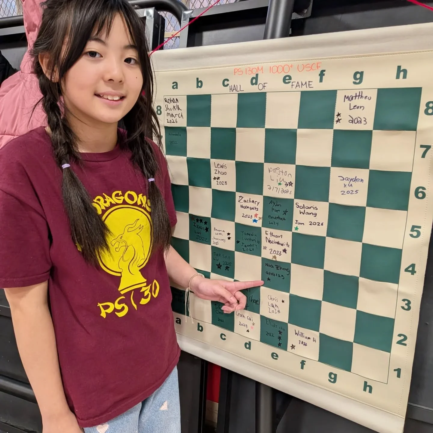 Join us in congratulating Nia for achieving a 1280 USCF rating! ⭐ She finished 5.5/7 at the recent Elementary Nationals, and won the 8th place individual award for the k-6 u1200 division!

#1200plususcf #1000plususcf