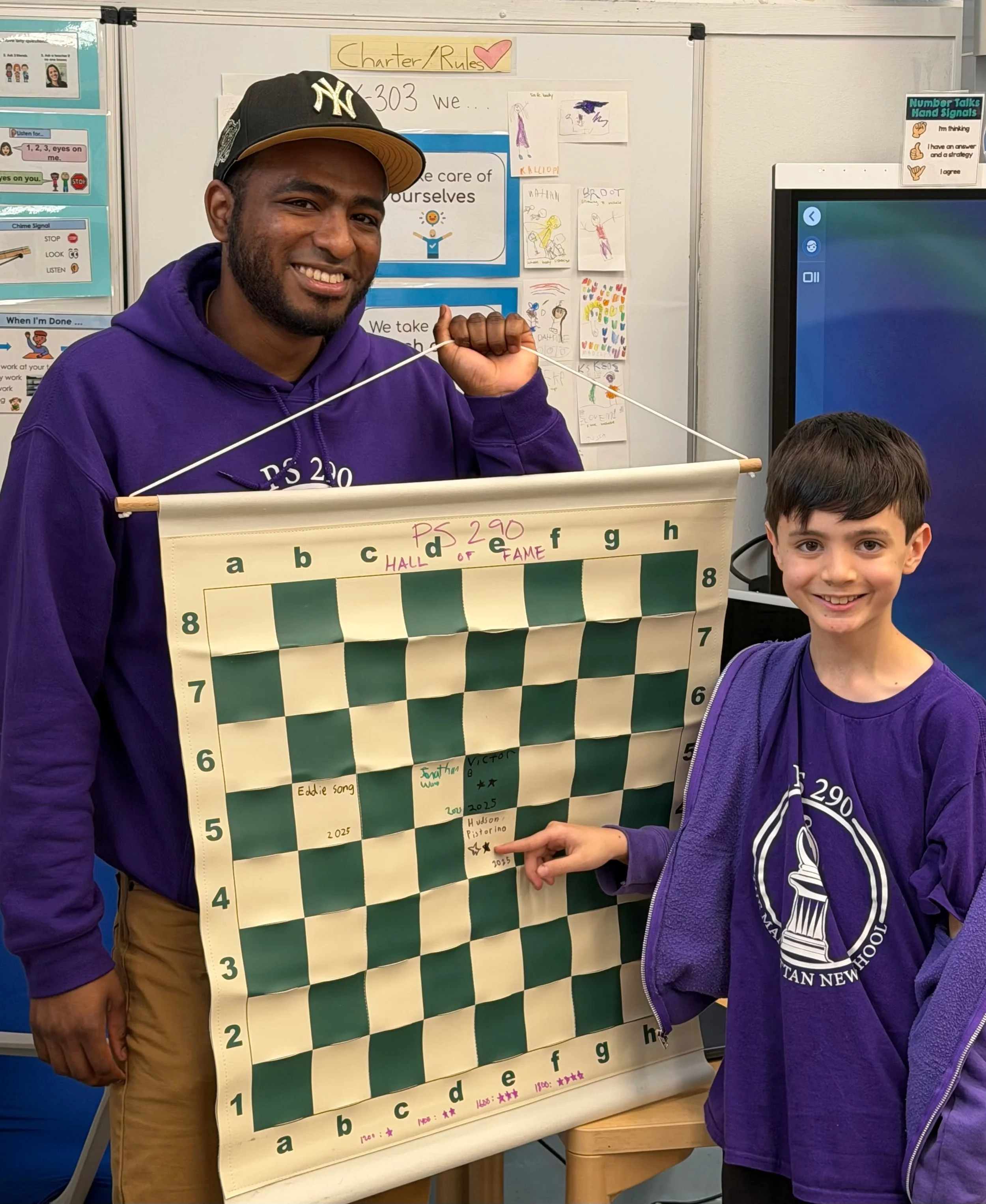Congratulations to Hudson from PS 290, who added his second star for breaking 1400! Hudson has led his team at all the big State and National tournaments this year, and we're excited to see what he'll accomplish next year!

#1400plususcf