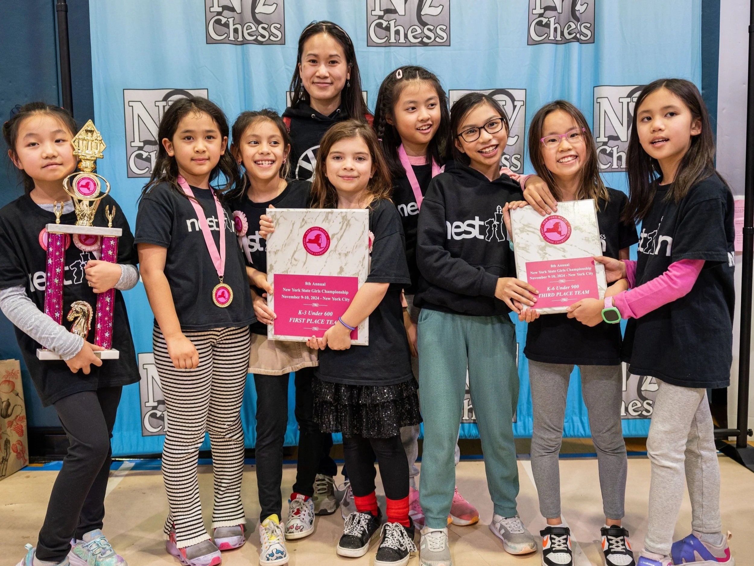 Girls+Champs.jpg