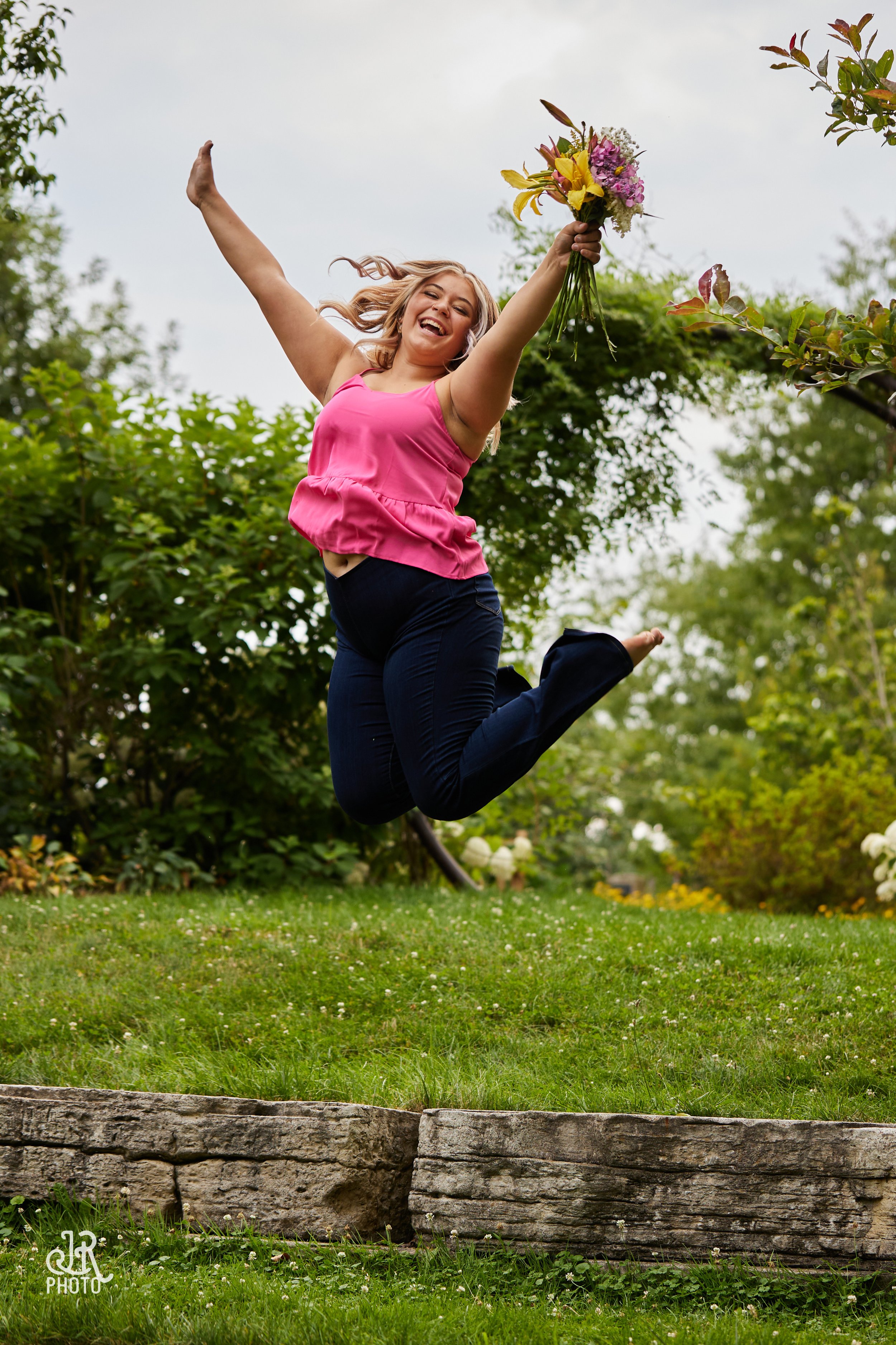 Taylor Rohrer_SeniorShoot-0124 1.jpg