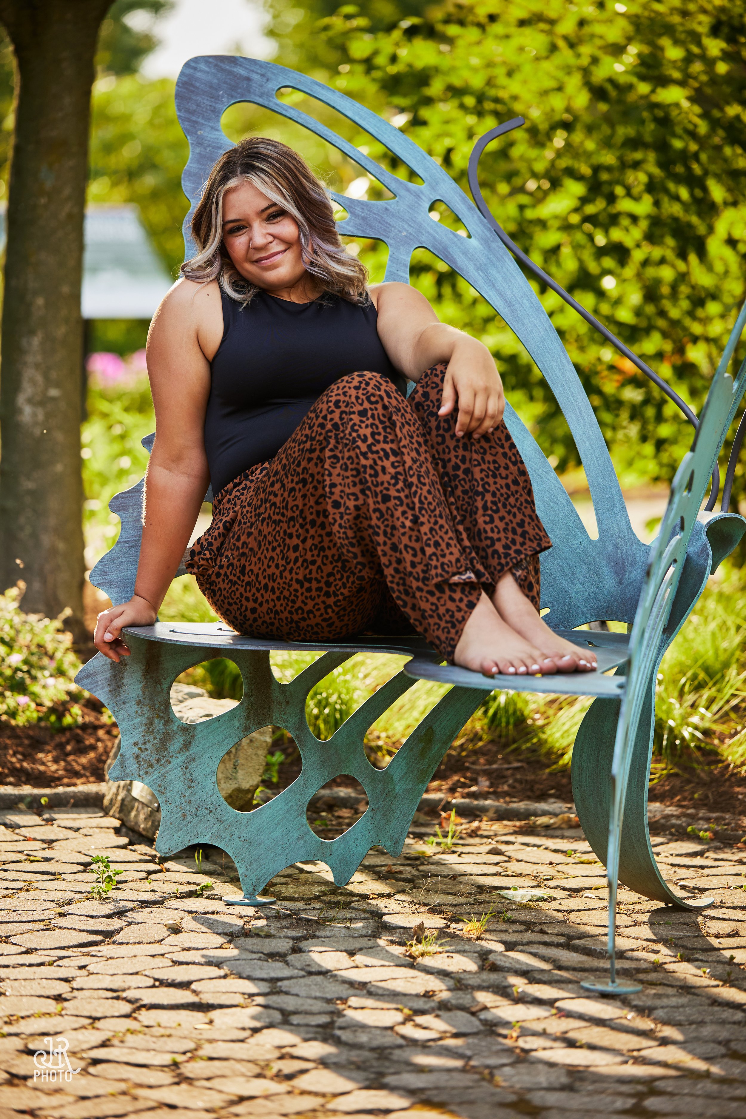 Taylor Rohrer_SeniorShoot-0696 1.jpg