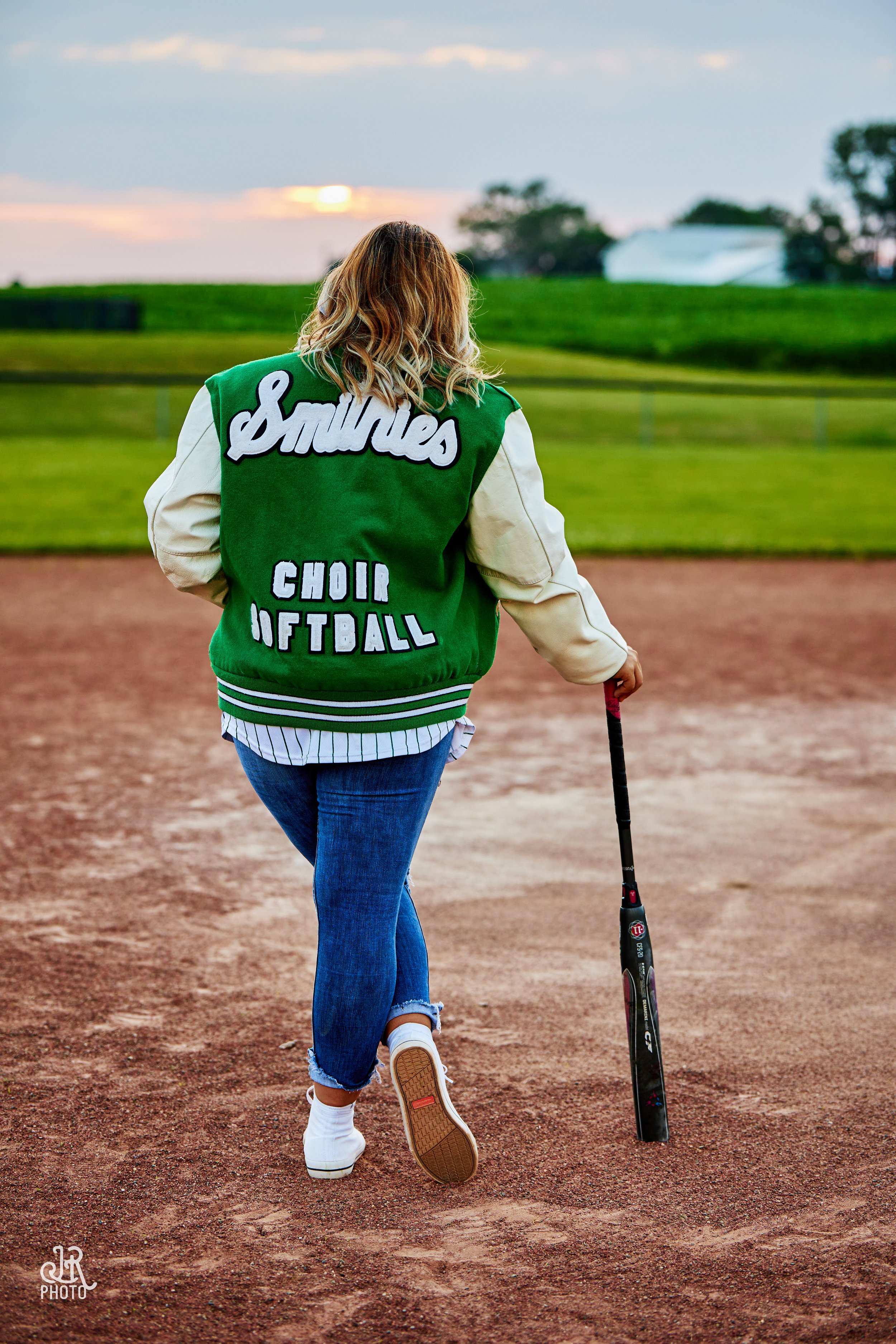 Taylor Rohrer_SeniorShoot-1544 1.jpg