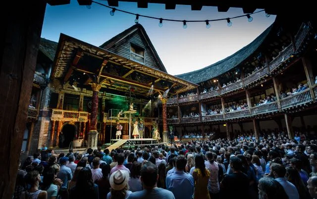 Performing at Shakespeare’s Globe, London with Kneehigh Theatre