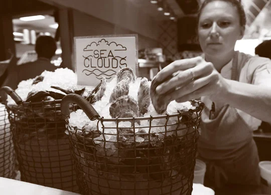 CH-Summer-2018-Sea-Cloud-oysters.jpg