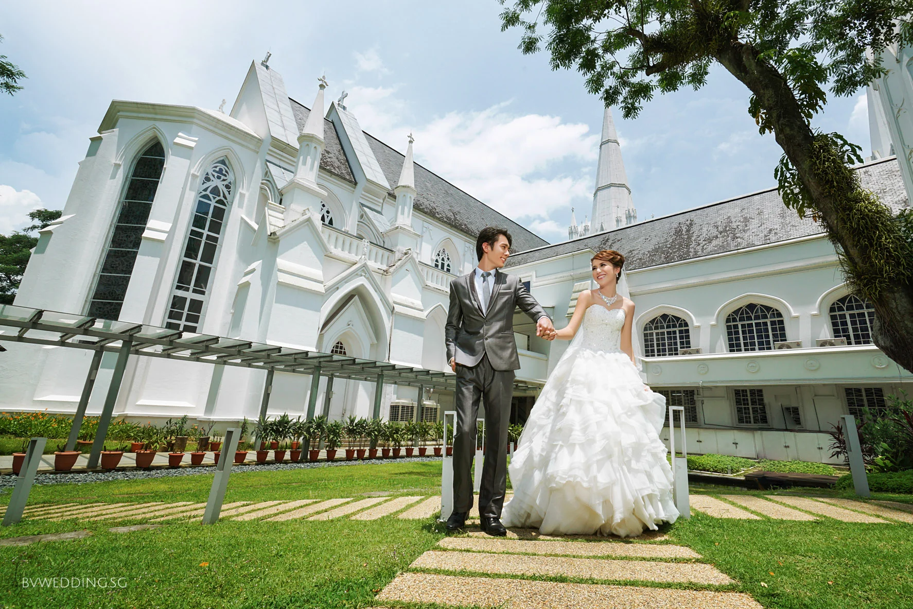 Pre-wedding Photoshoot at St.Andrew Catherdral