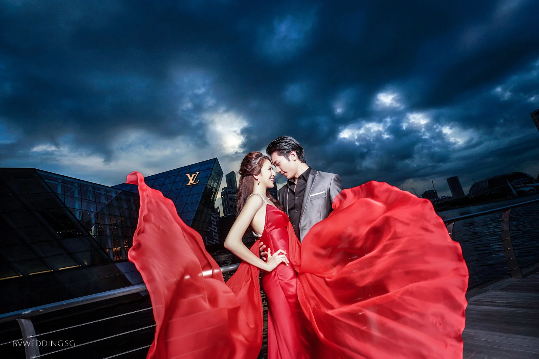 Pre-wedding Photoshoot at LV-MBS