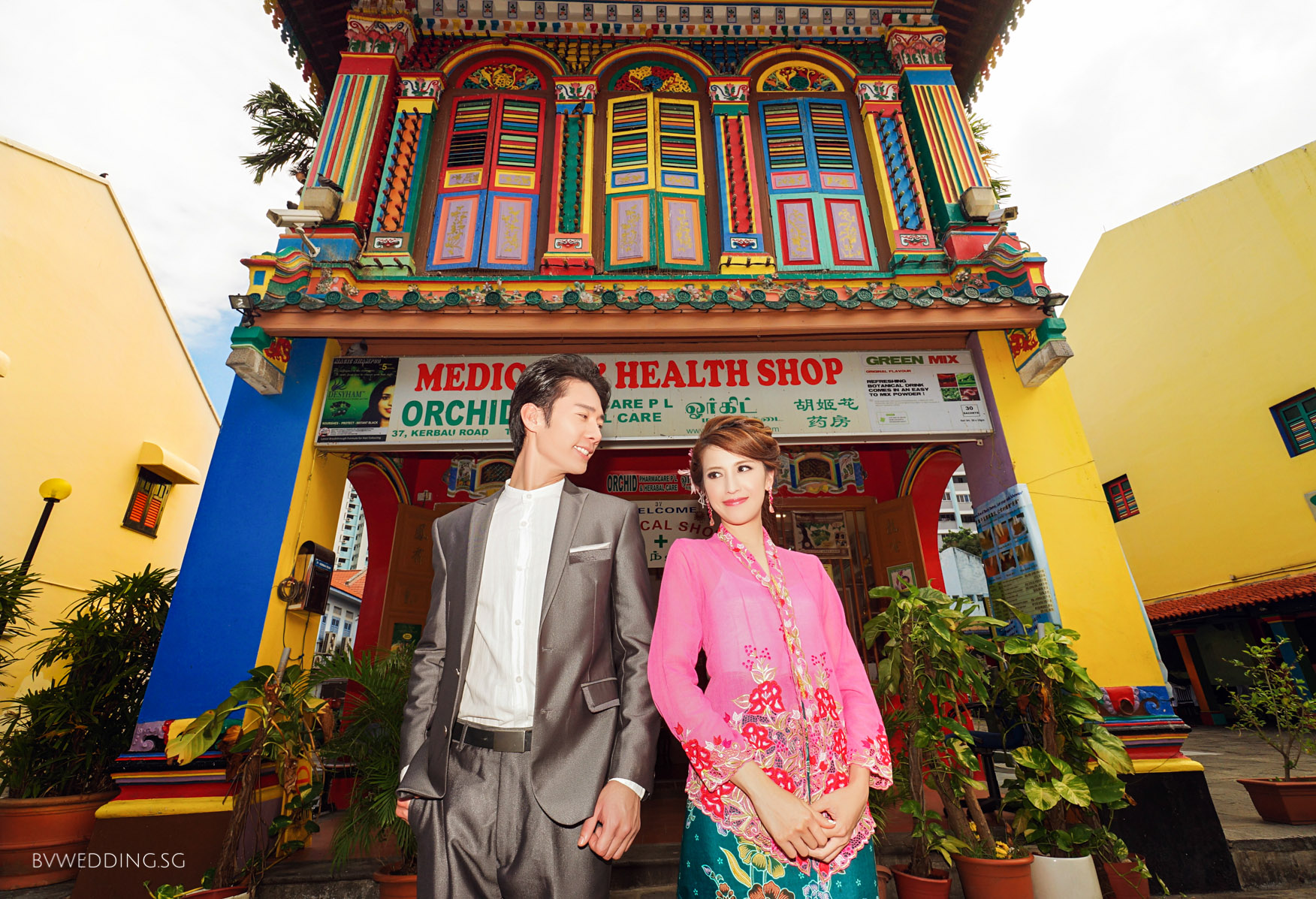 Singapore Peranakan Style Pre-wedding Photoshoot at Indian Heritage Center