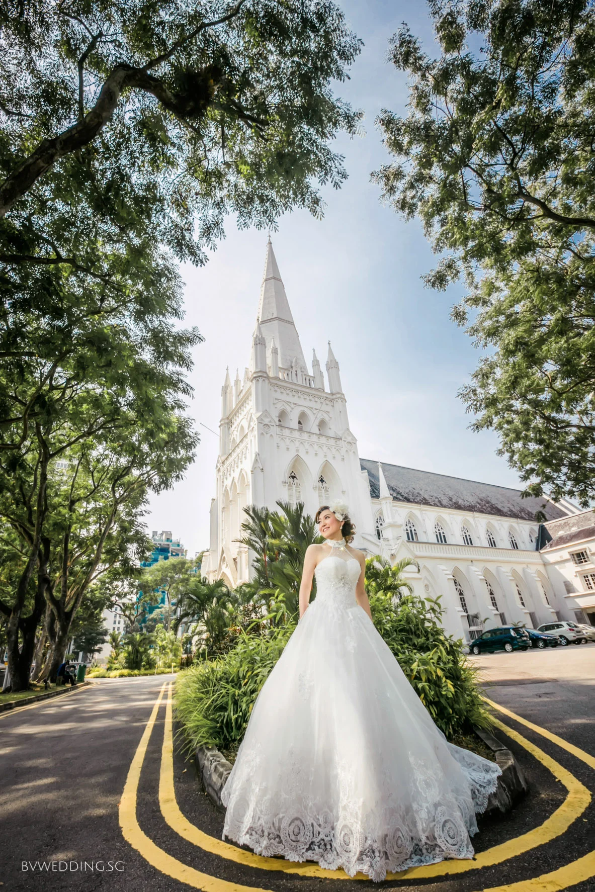 pre-wedding photoshoot at St.Andrew's Cathedral