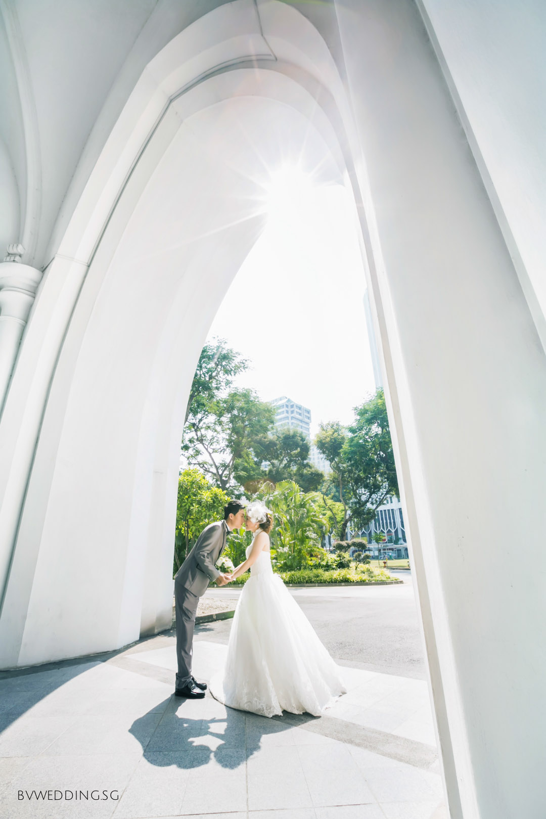pre-wedding photoshoot at St.Andrew's Cathedral