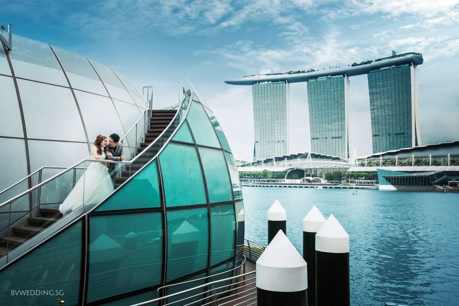 Pre-wedding Photoshoot at one fullerton floating platform
