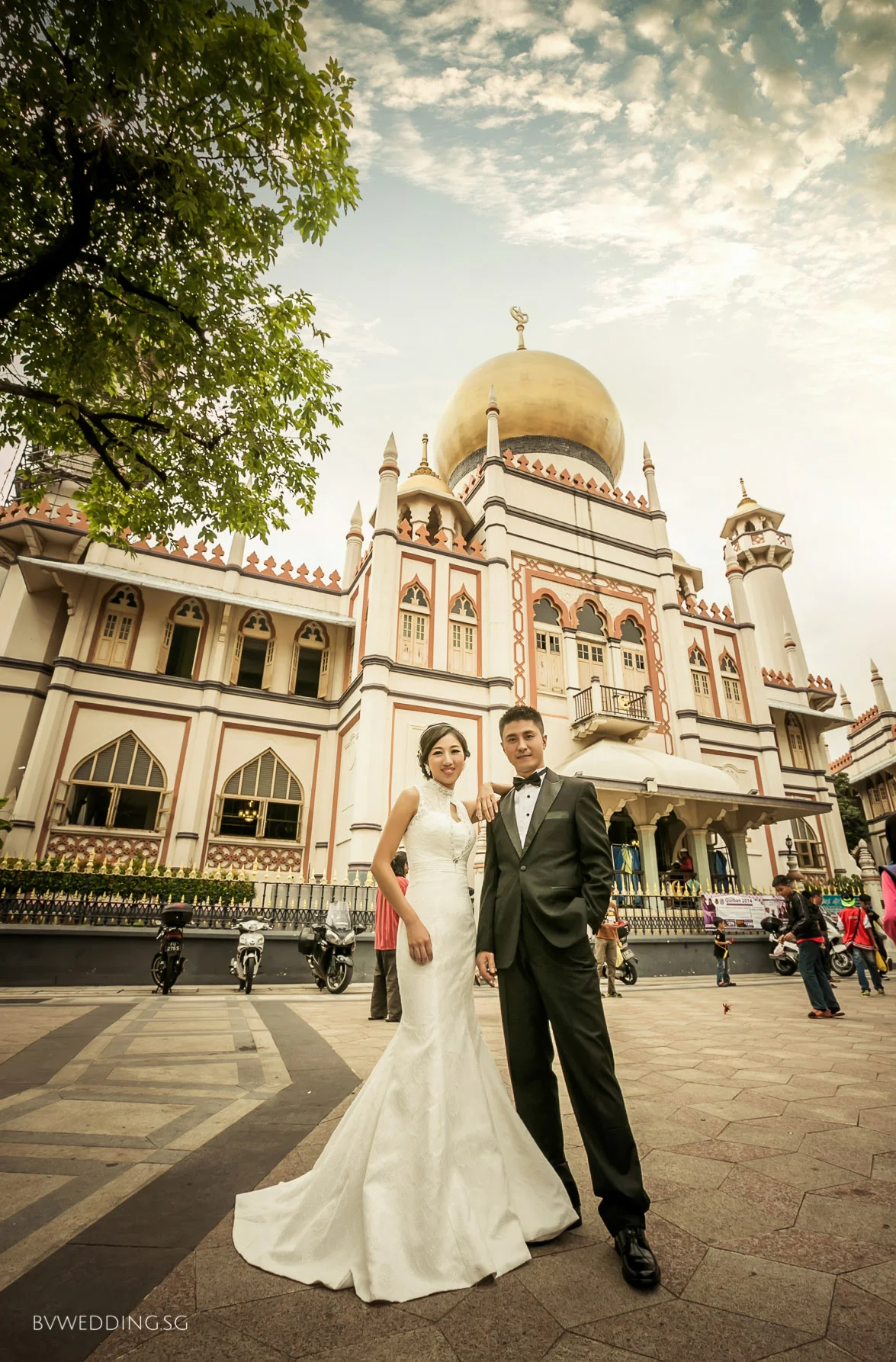 Pre-wedding photoshoot at Sultan Mosque