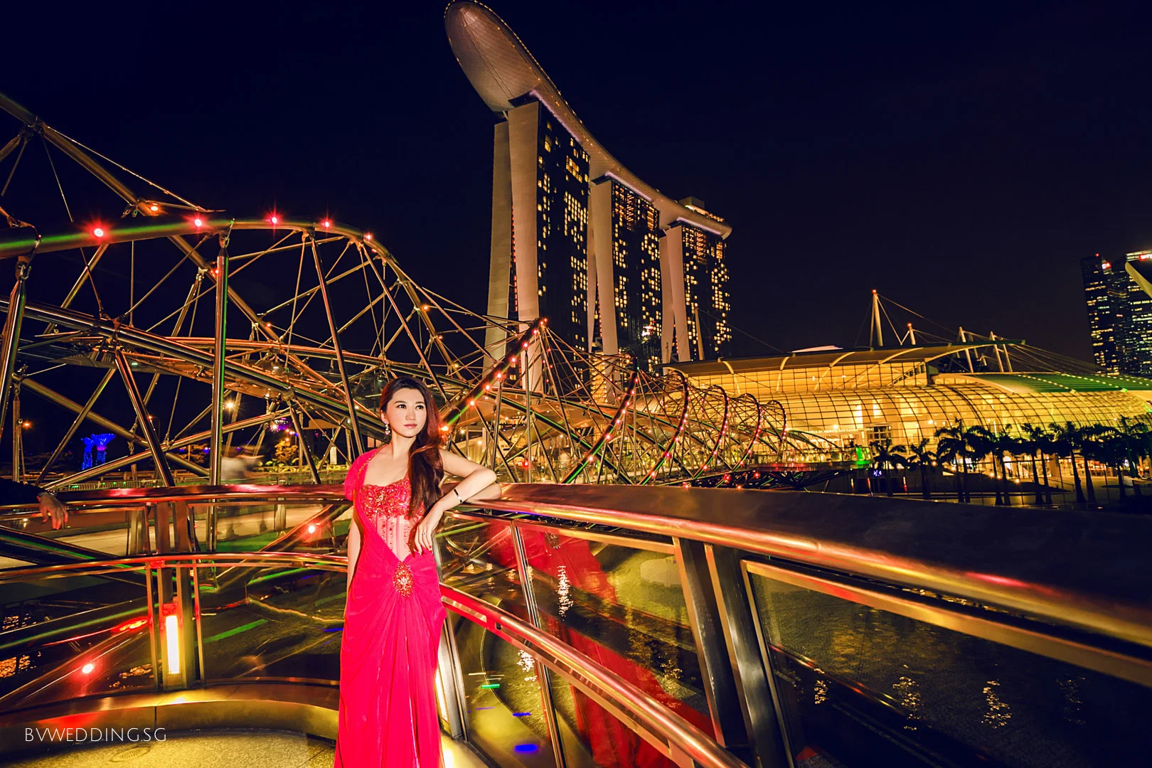 Pre-wedding Photoshoot at Helix Bridge