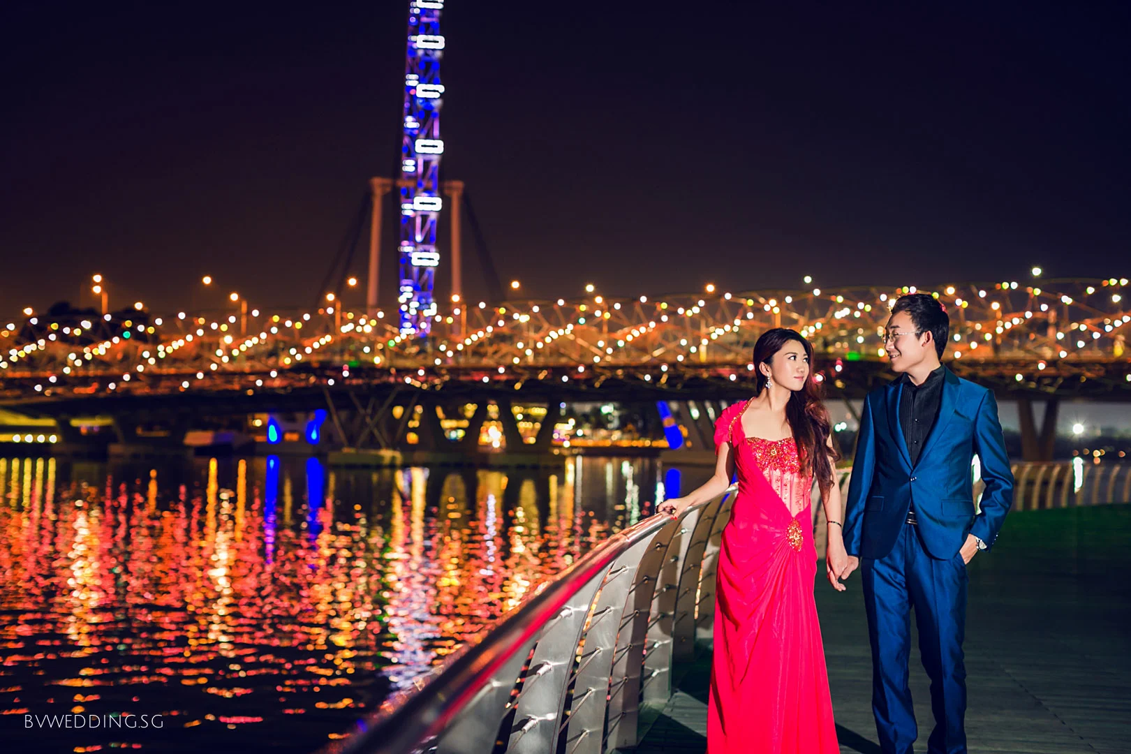 Pre-wedding Photoshoot at Helix Bridge