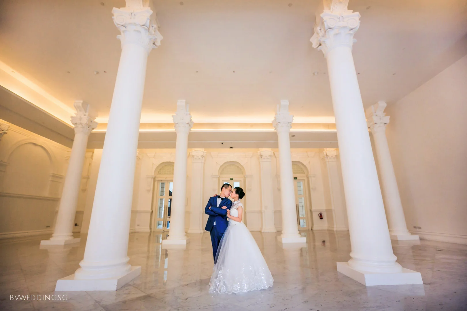 Pre-wedding Photoshoot at Victoria Theatre