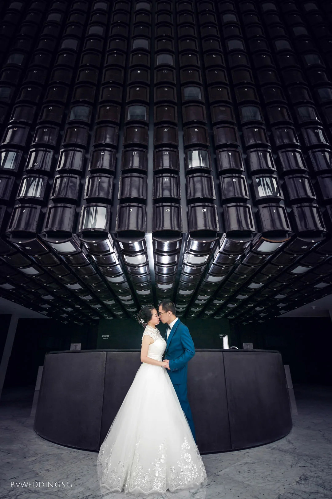 Pre-wedding Photoshoot at Victoria Theatre