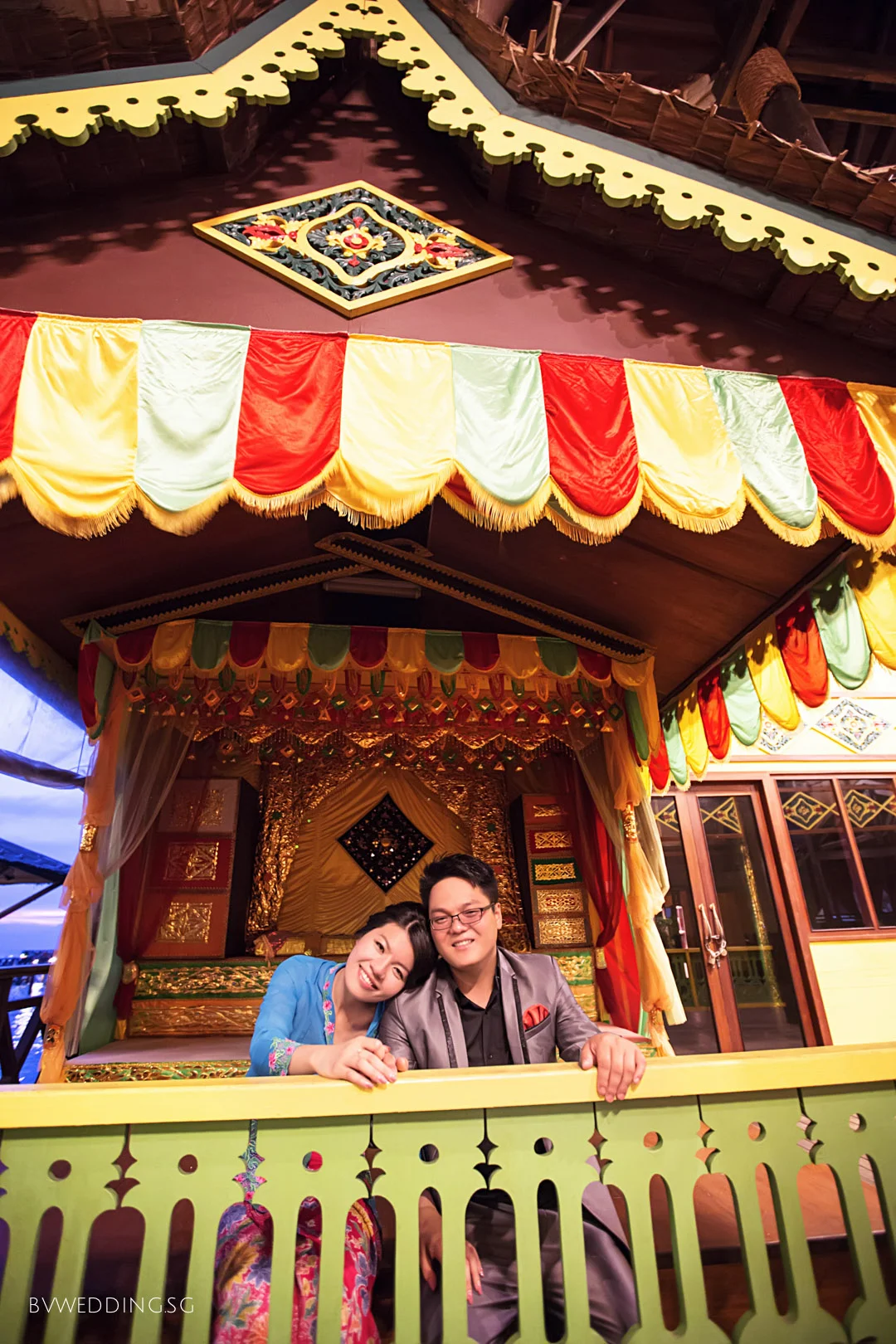 Pre-wedding photoshoot at Bintan Island Peranakan style