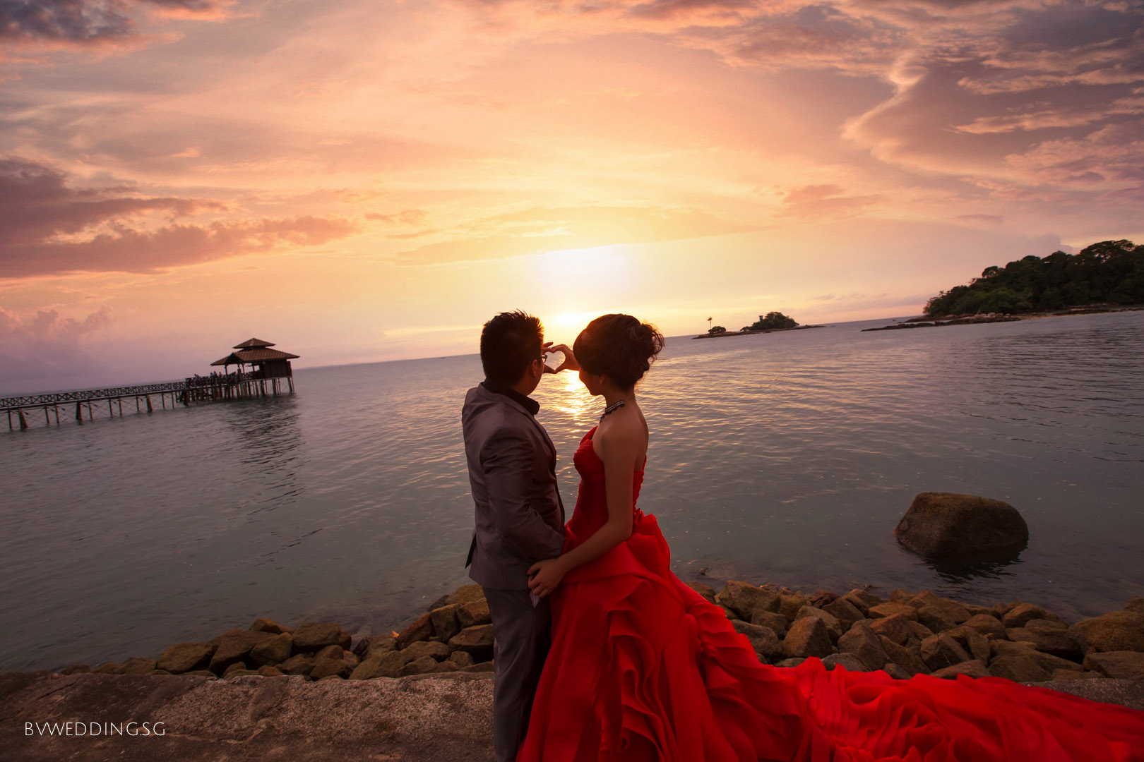 Pre-wedding photoshoot at bintan island with sunset