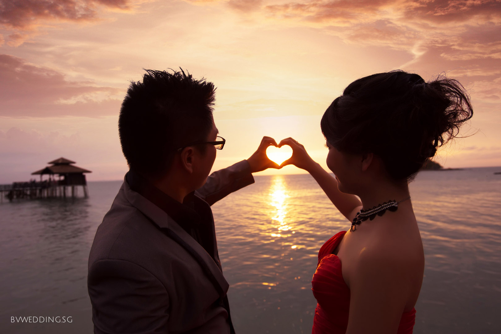 Pre-wedding photoshoot at bintan island with sunset