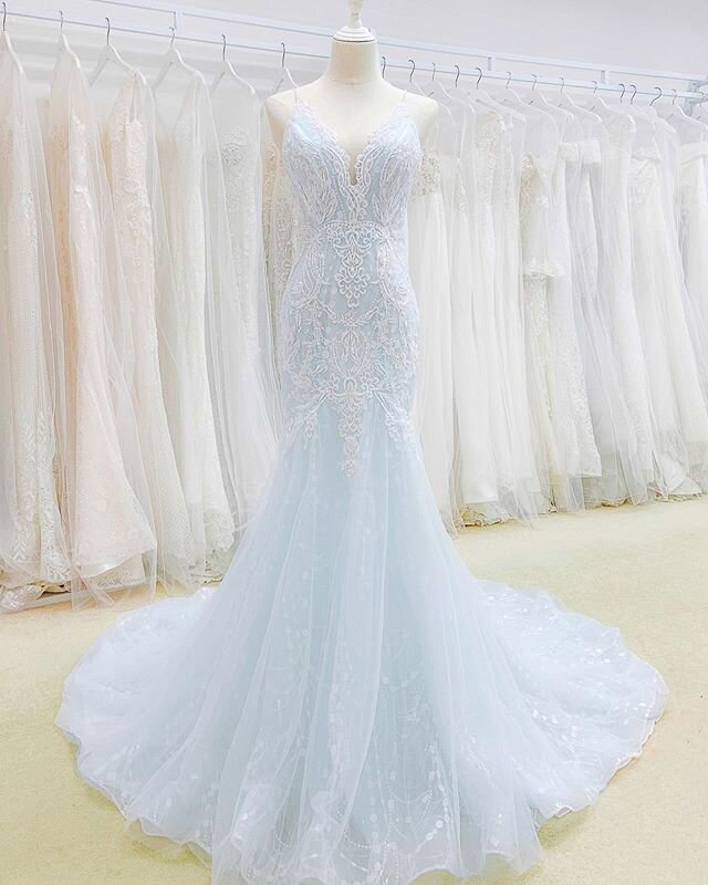 One of our favourite light blue wedding dress 😍

Wanna try it out? Feel free to contact us for appointment now =) Website: www.bvwedding.sg
Contact: +65 86852382

#weddinggown #weddinggownsingapore #weddinggownsg #bvwedding #bvweddingsg #weddingphot