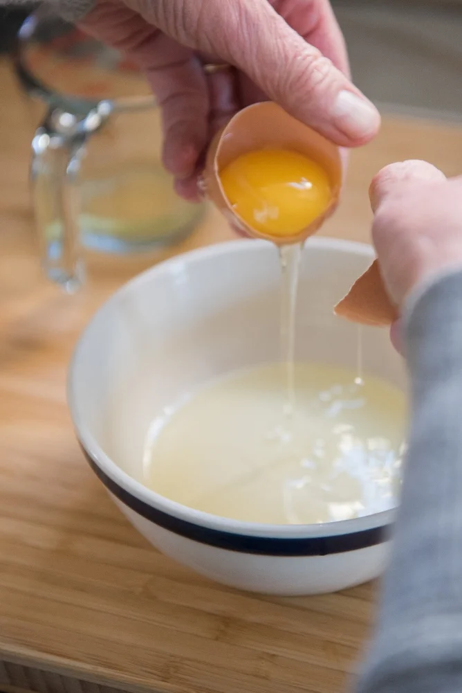 Separating the eggs. 