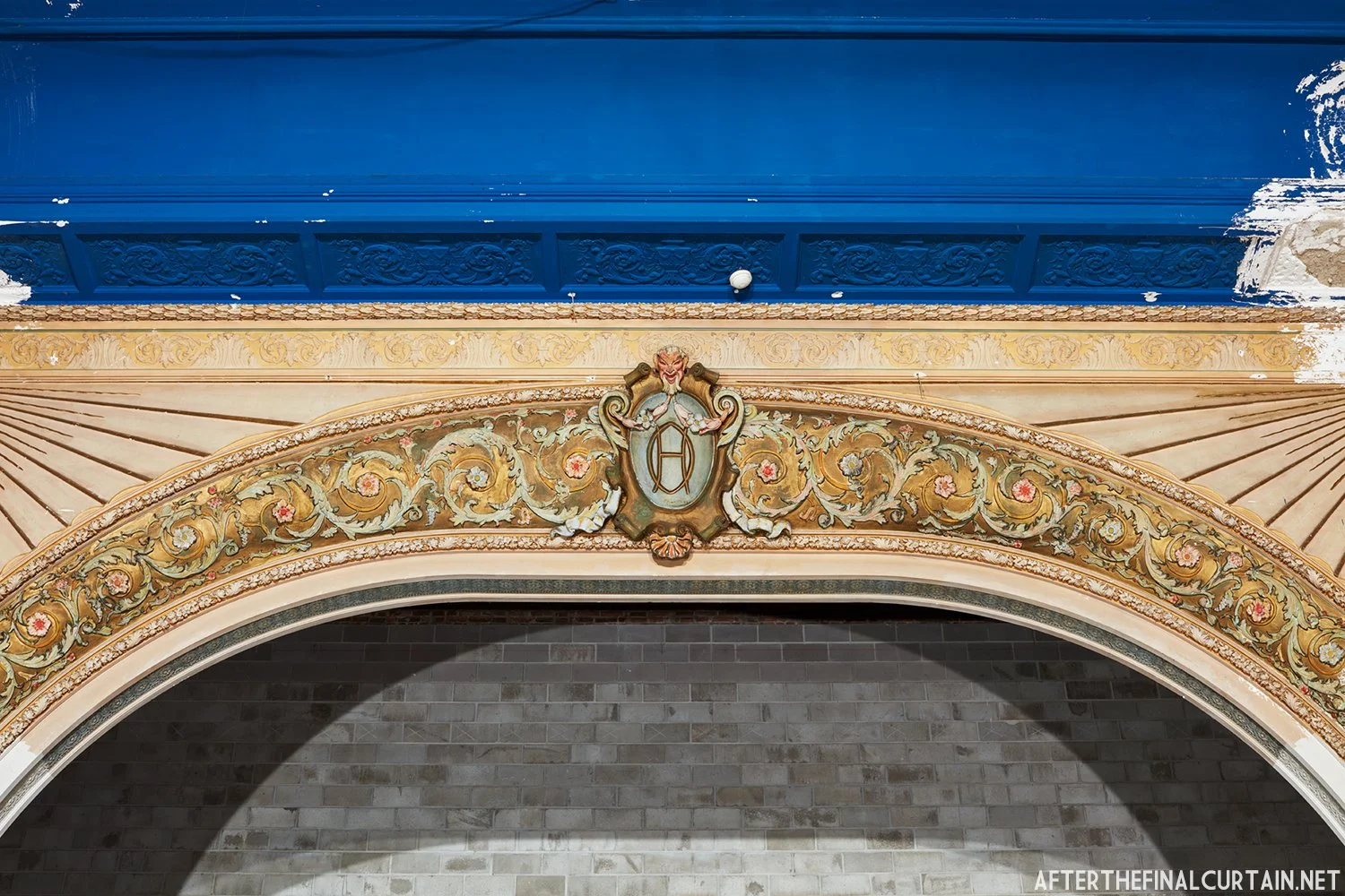 Newport_Opera_Jan-05-2020_082.jpg