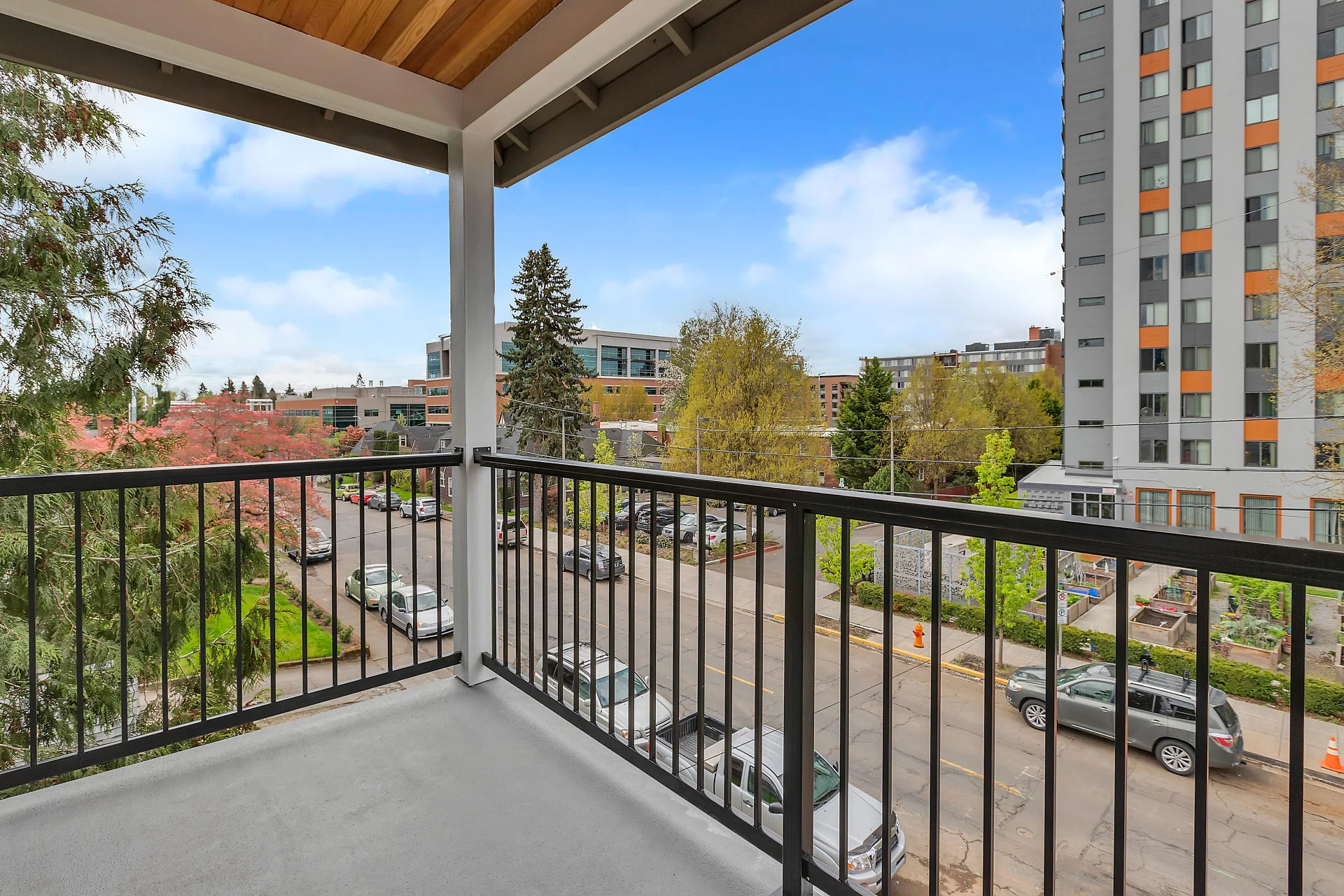 030-1616NE45thAve-portland-OR-97213-small.jpg