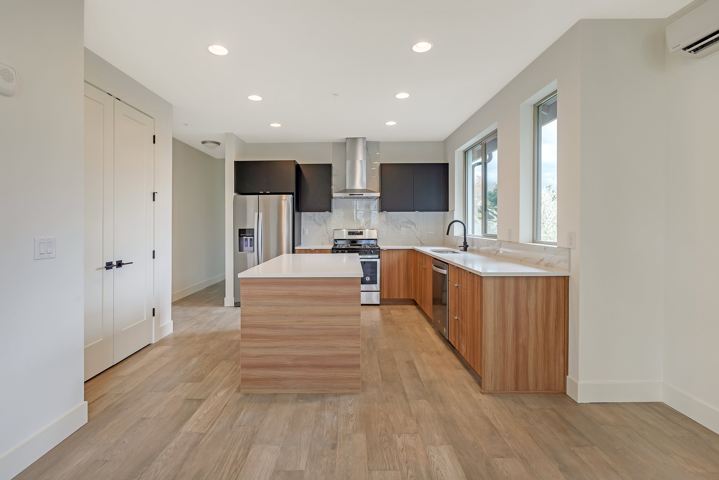 027-1616NE45thAve-portland-OR-97213-full.jpg