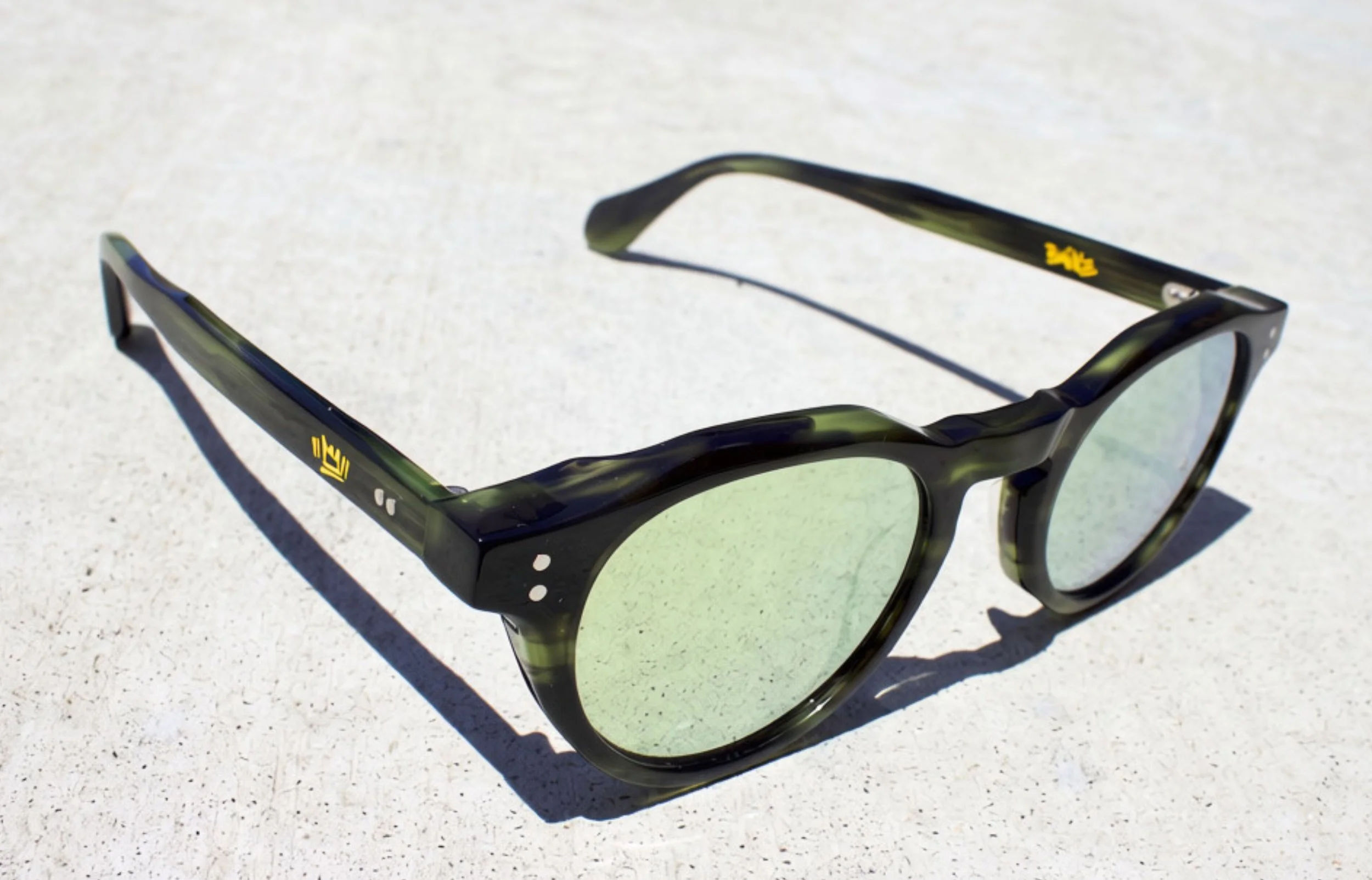 GREENSUNGLASSESFINAL.jpg