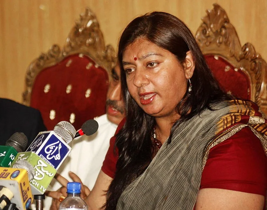 marvi sirmed.jpg