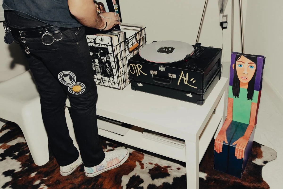 http-%2F%2Fhypebeast.com%2Fimage%2F2016%2F11%2Fmidnight-studios-shane-gonzales-07-1.jpg