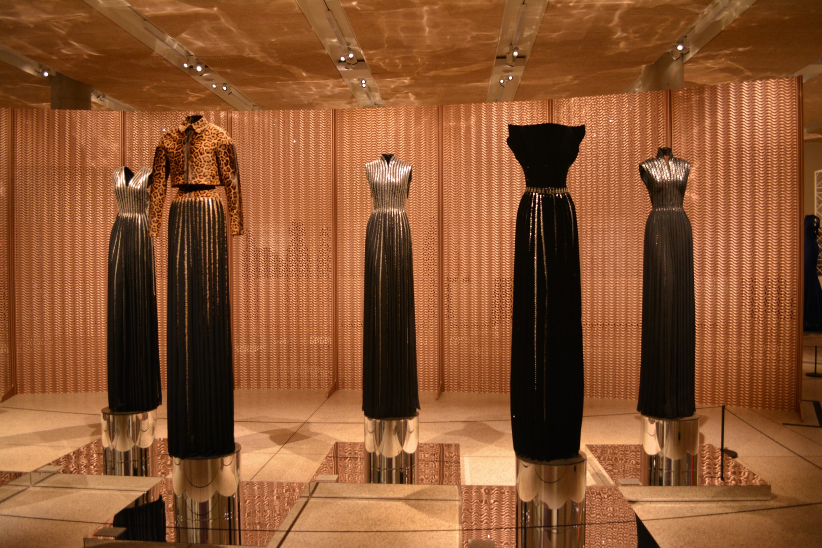 24 Cool Azzedine alaia design museum review for Adult