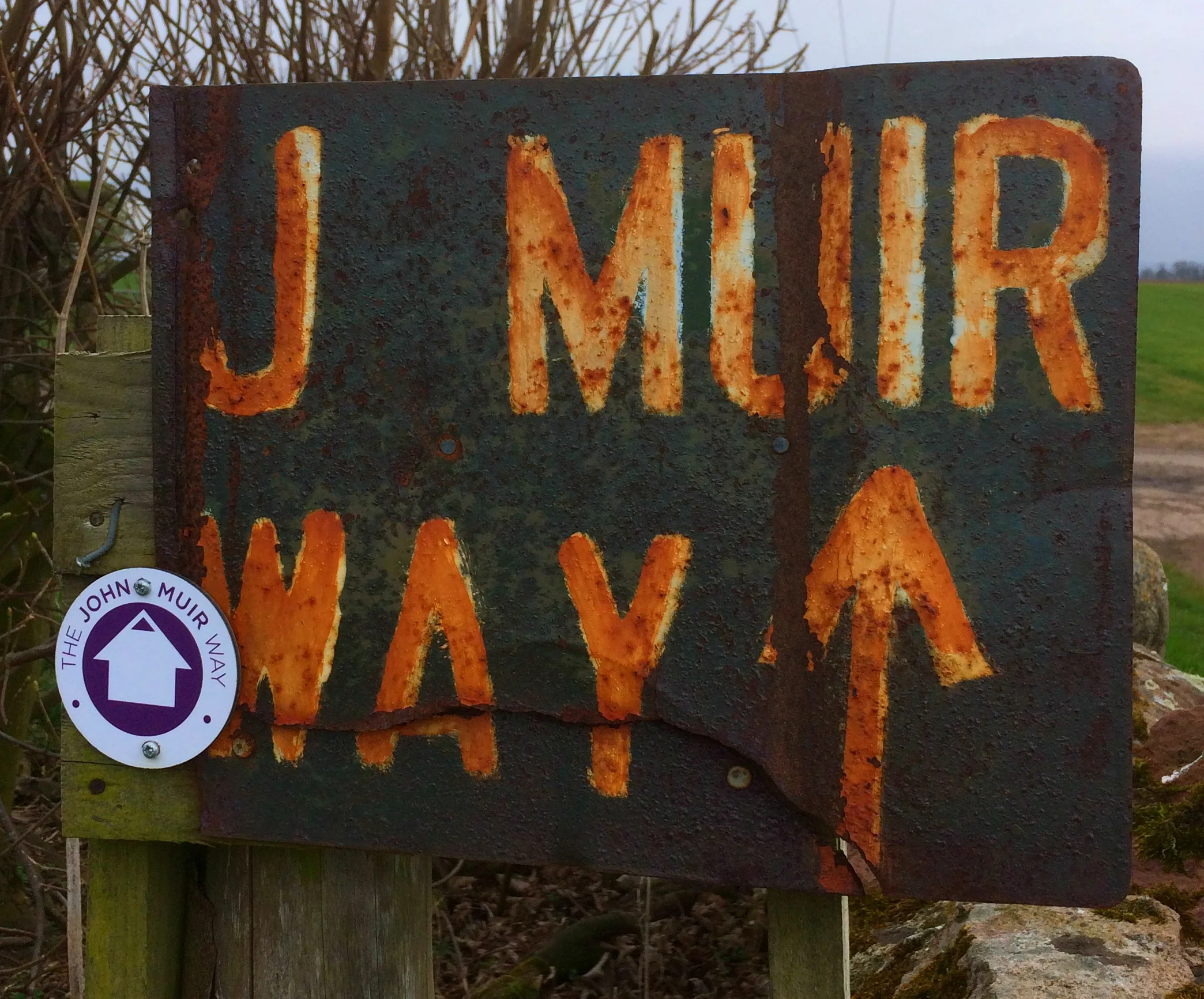 Love this old rustic sign