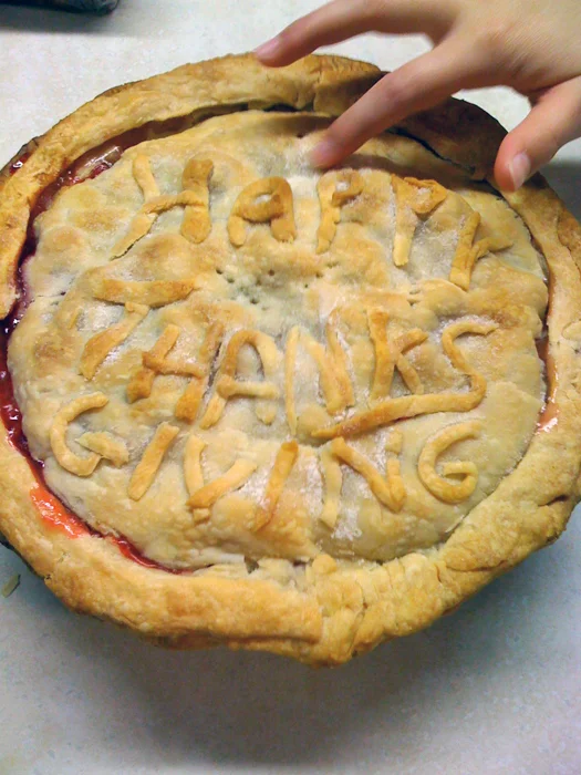 thanksgiving-pie-isabelle-02_adj01-small.jpg