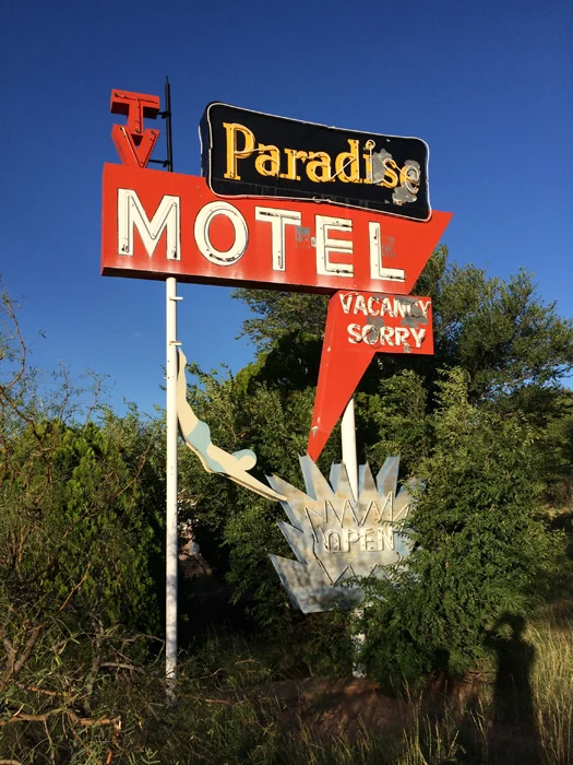 Route 66-Paradise Motel-sm.jpg