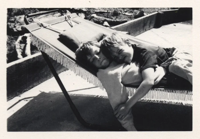 me-mike-hammock_adj01-sm.jpg