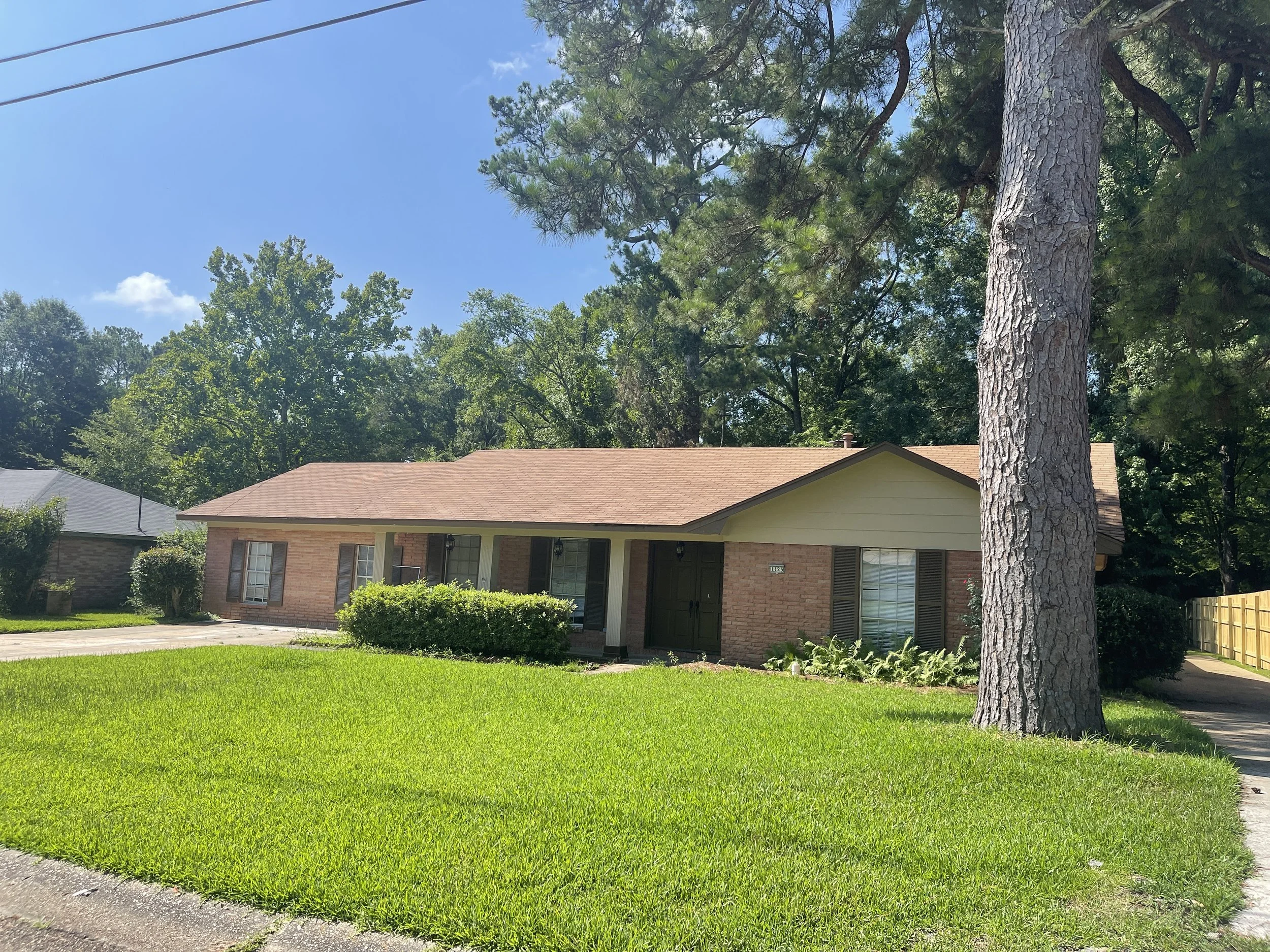 Primrose St 1125 front photo.JPG