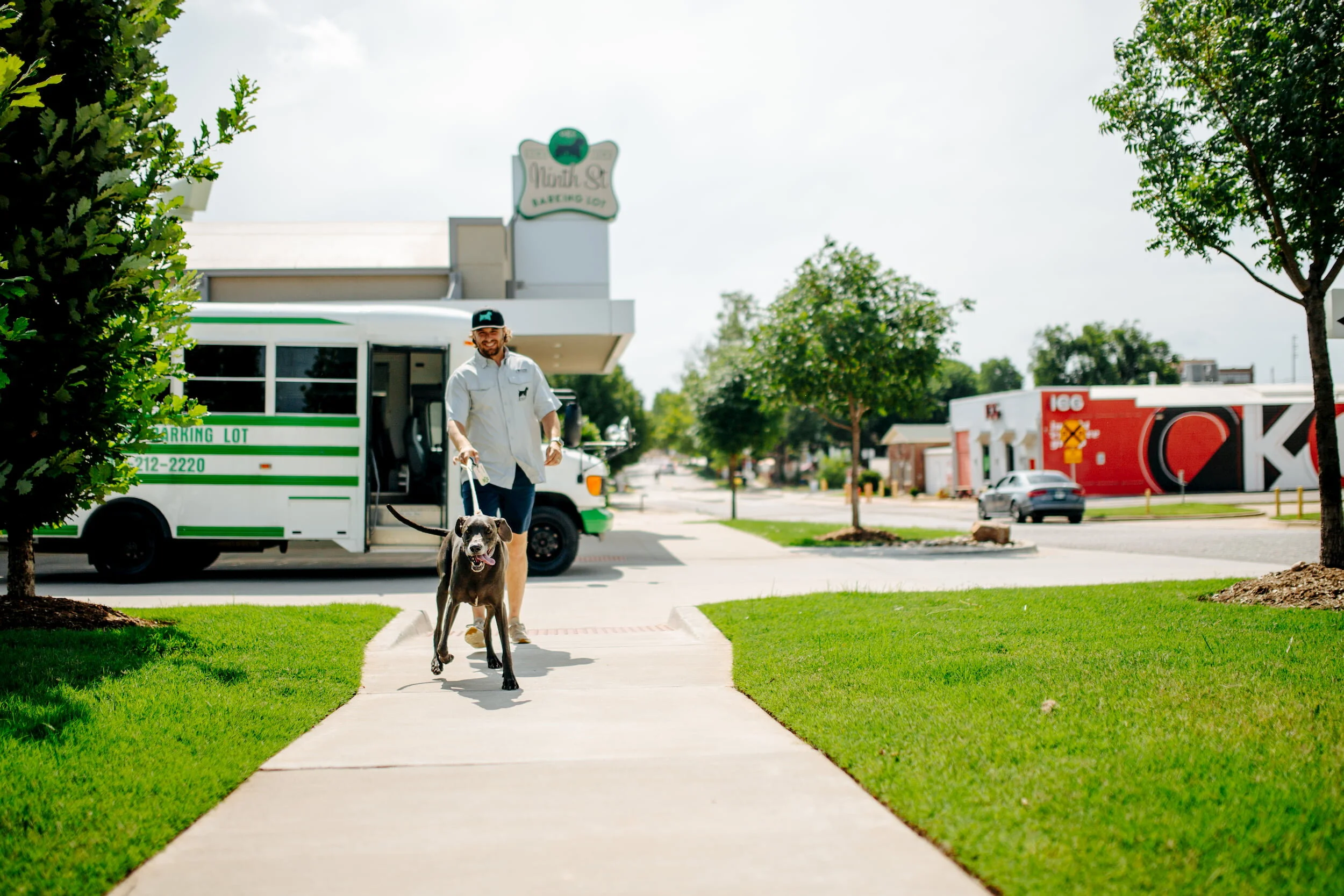 Bark Bus — Ninth Street Barking Lot