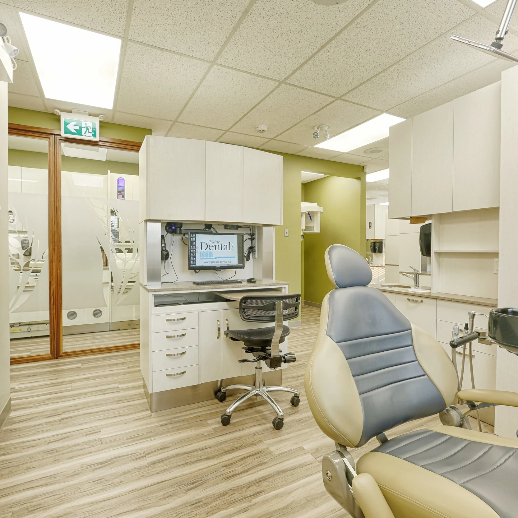 Leduc Dentist Prairie Dental Operatories Chair View.jpg