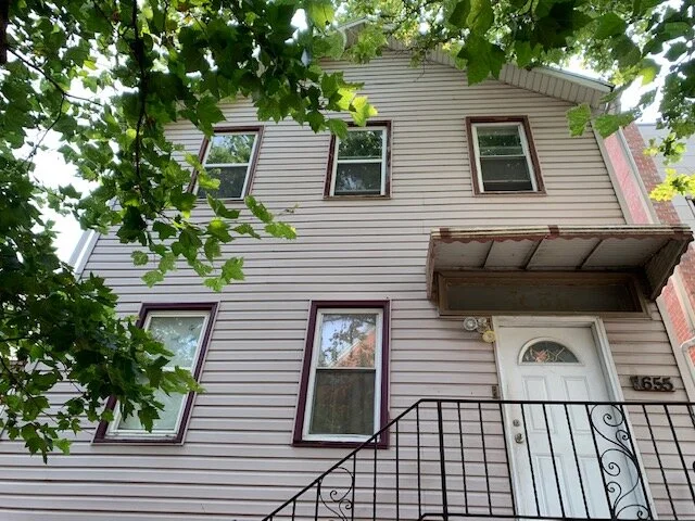 Fantastic Two-Unit Building in West Town