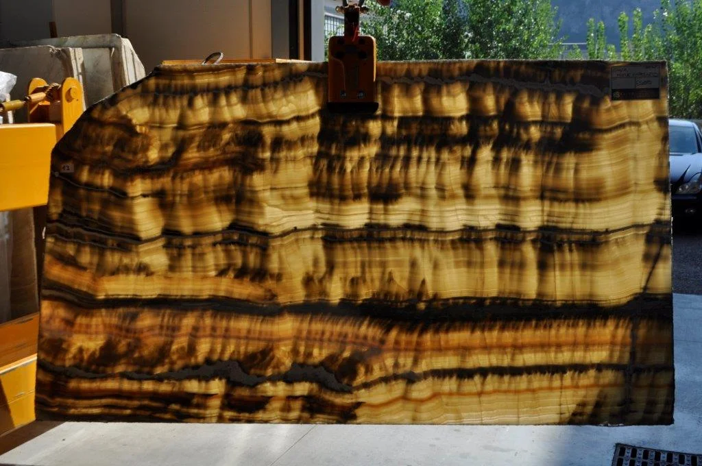 ES0595 ONYX MIELE AMBRATO ID 13 BACKLIT (4).jpg
