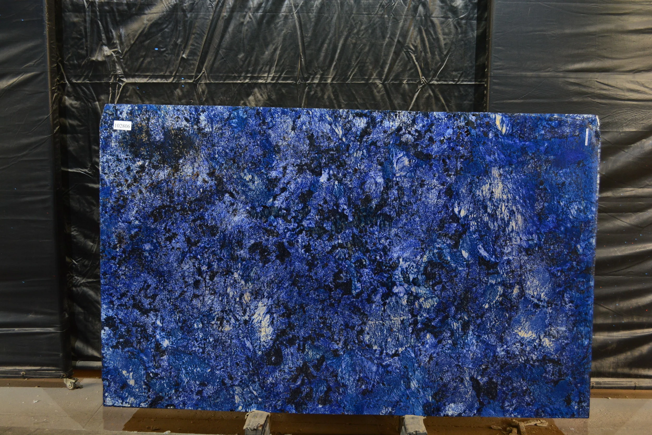 BLUE AGATA 102806.jpg