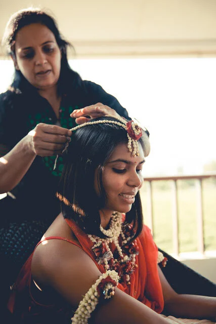 #WeddingTrends: Gota-Patti Jewellery &amp; Grooms with Mehendi!