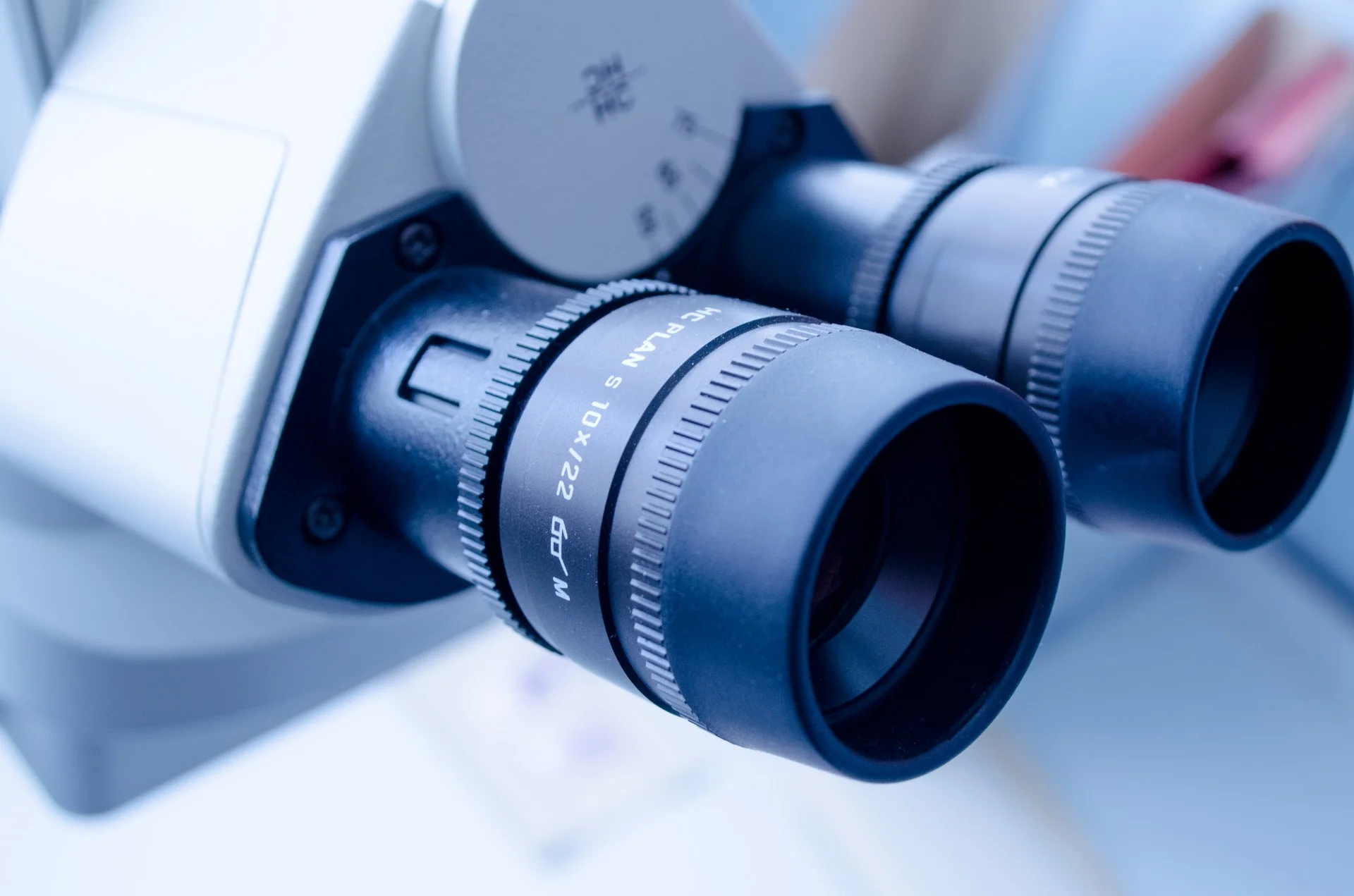 laboratory-microscope.jpg