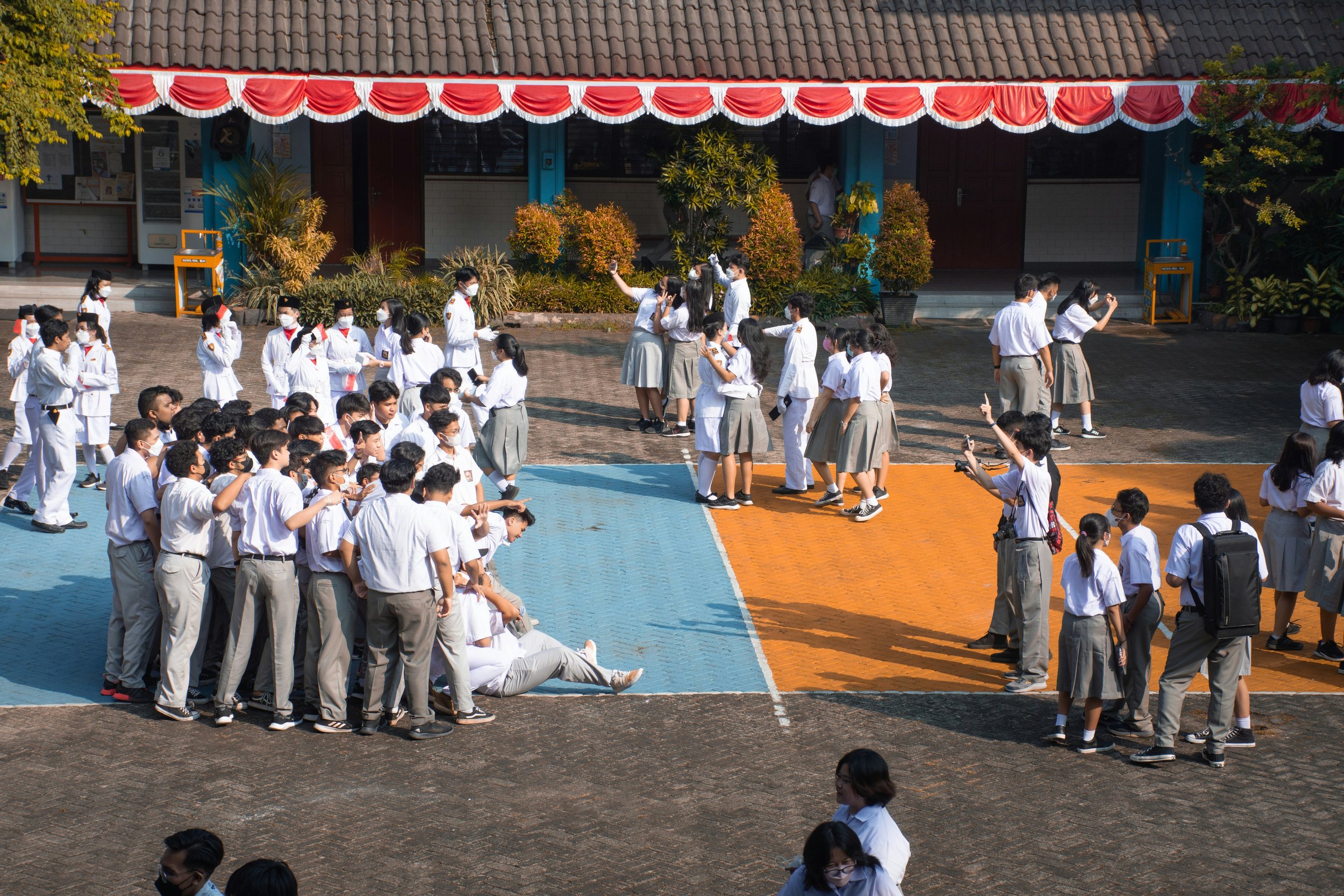 School Violence rafael-atantya-Hz6p4YBrbjk-US.jpg